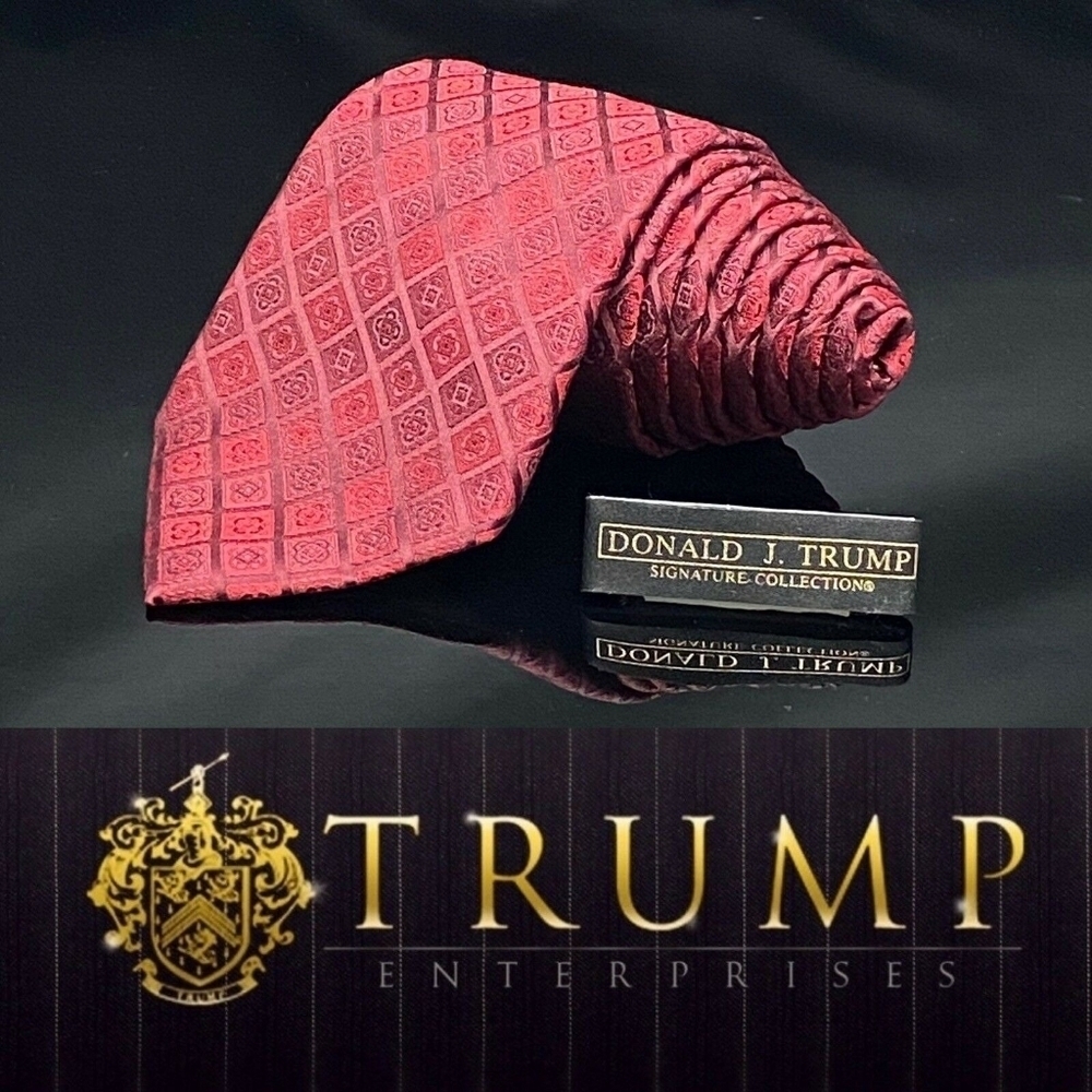 Donald J. Trump Signature Collection Necktie Tie President Red Silk